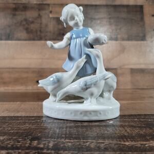Gerold Porzellan Girl Feeding Geese #5245 Porcelain Figurine Bavaria W. Germany